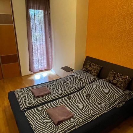 Ik Apartment Дебрецен Экстерьер фото